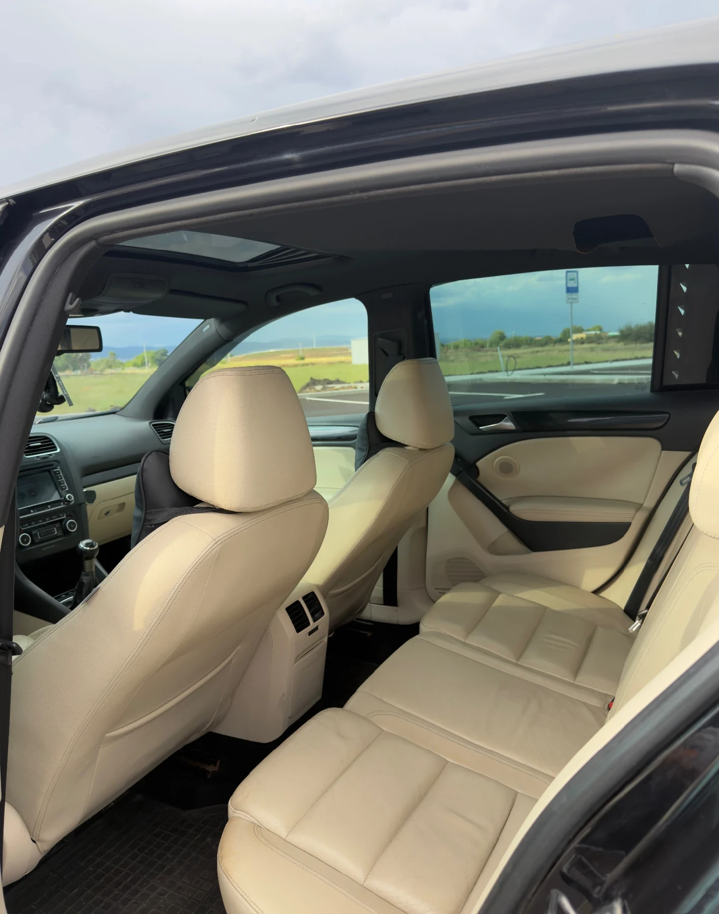 VW Golf 2.0 TDI 140 к.с, снимка 9 - Автомобили и джипове - 55278125
