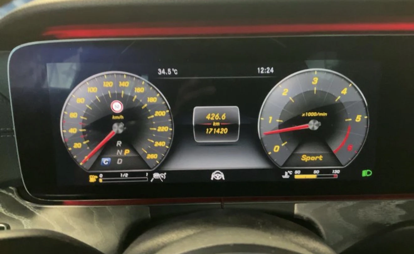 Mercedes-Benz CLS 350 d 4Matic AMG* ПЪЛНА ИСТОРИЯ В МЕРЦЕДЕС, снимка 3 - Автомобили и джипове - 55278897