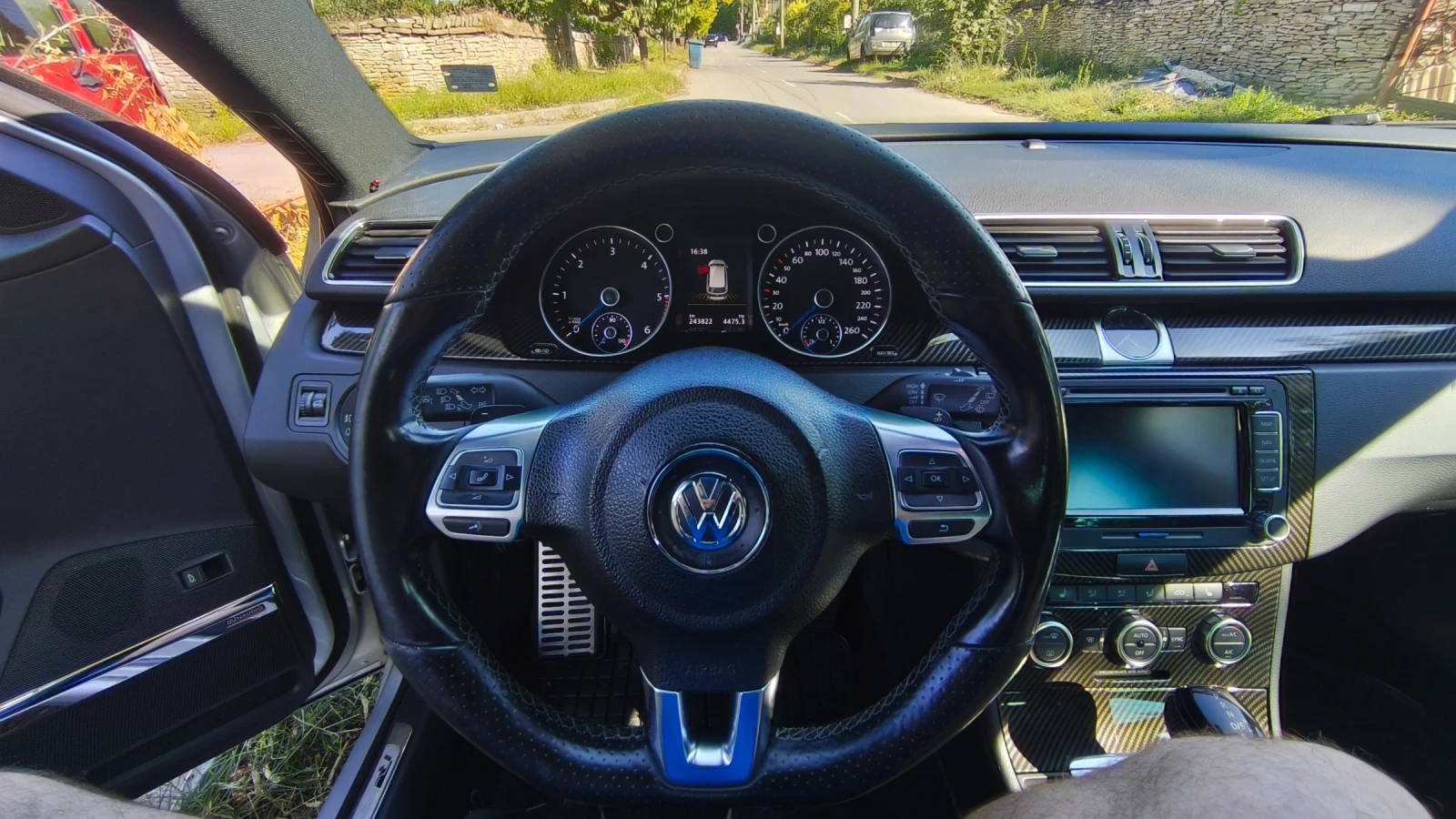 VW Passat B7 R-line 4 motion, снимка 6 - Автомобили и джипове - 55603931
