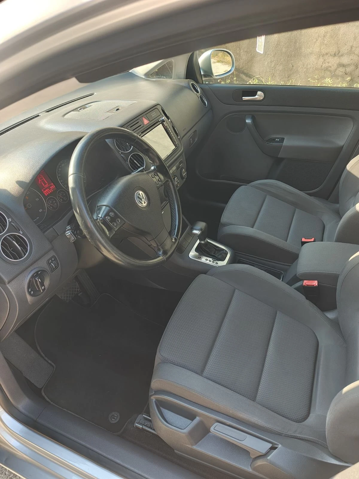 VW Golf Plus Sport, снимка 13 - Автомобили и джипове - 55657645