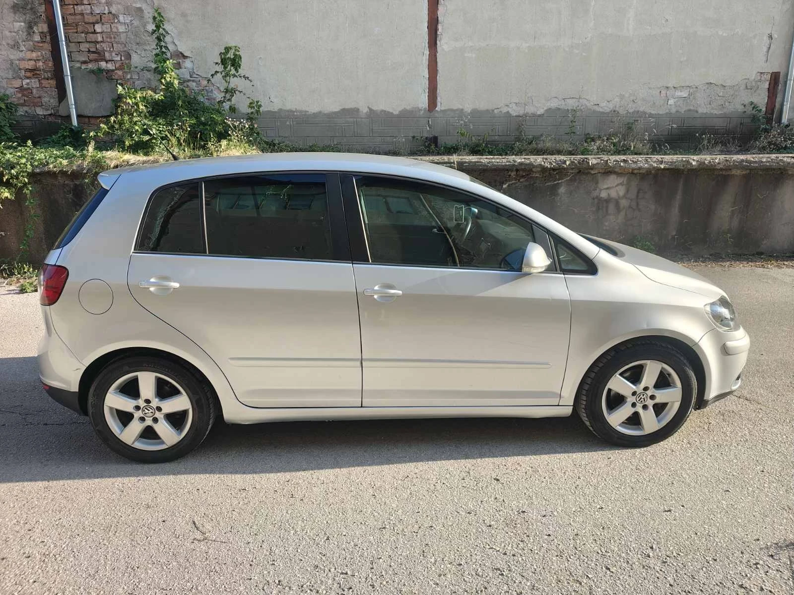 VW Golf Plus Sport, снимка 14 - Автомобили и джипове - 55657645