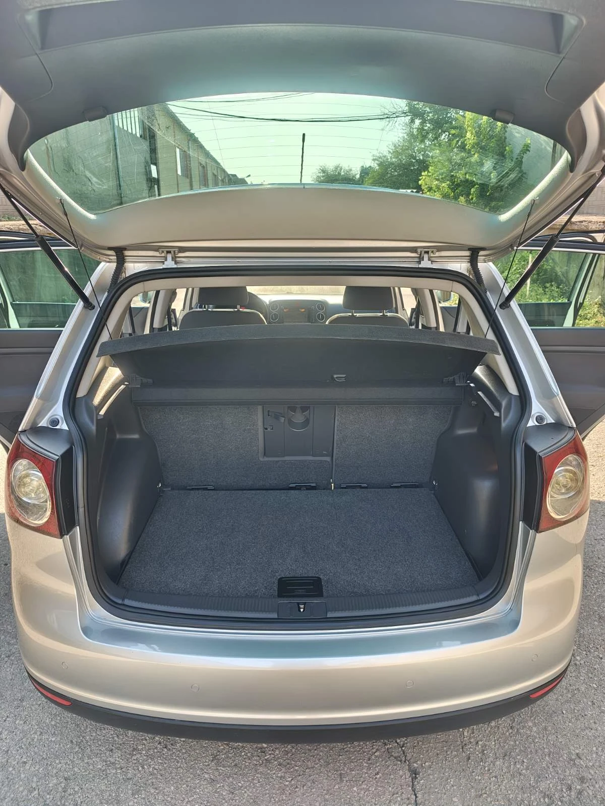 VW Golf Plus Sport, снимка 11 - Автомобили и джипове - 55657645