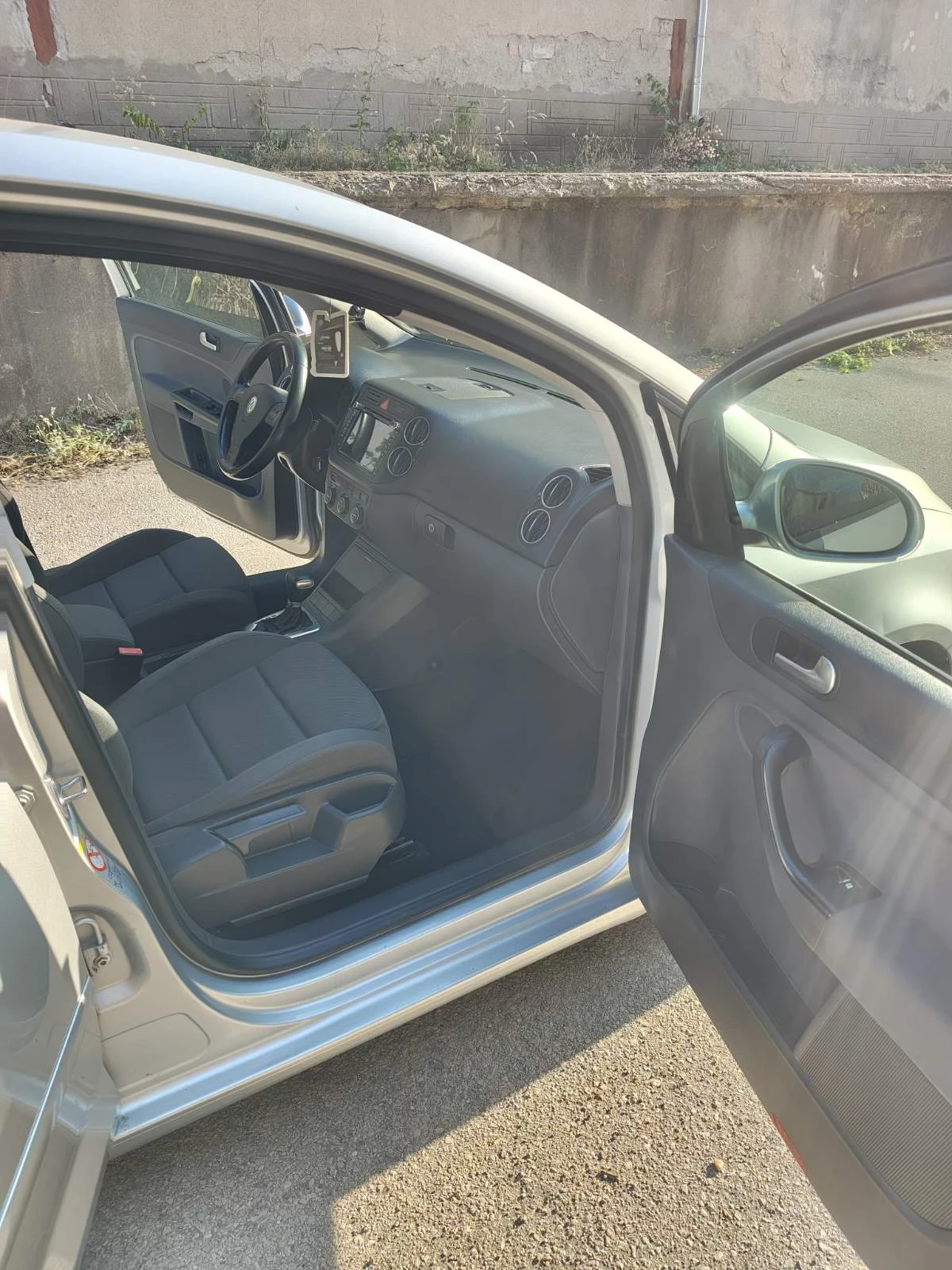 VW Golf Plus Sport, снимка 8 - Автомобили и джипове - 55657645