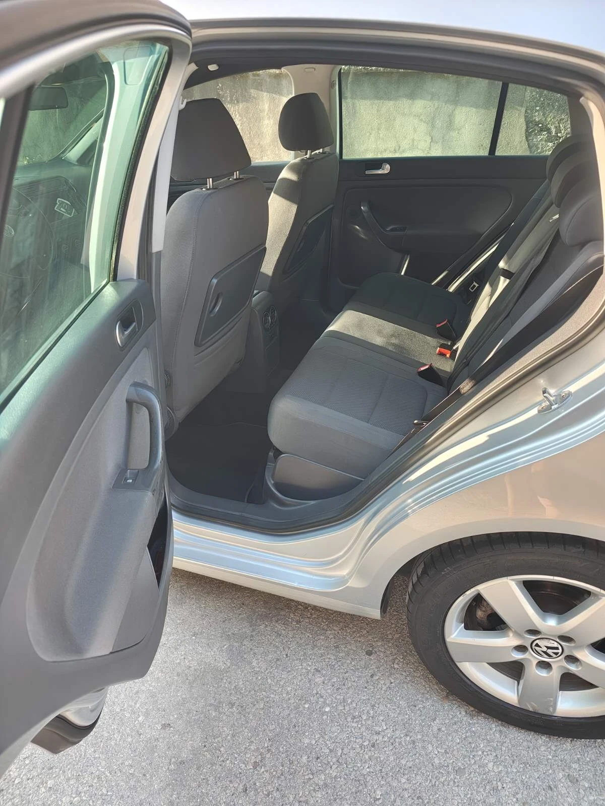 VW Golf Plus Sport, снимка 12 - Автомобили и джипове - 55657645