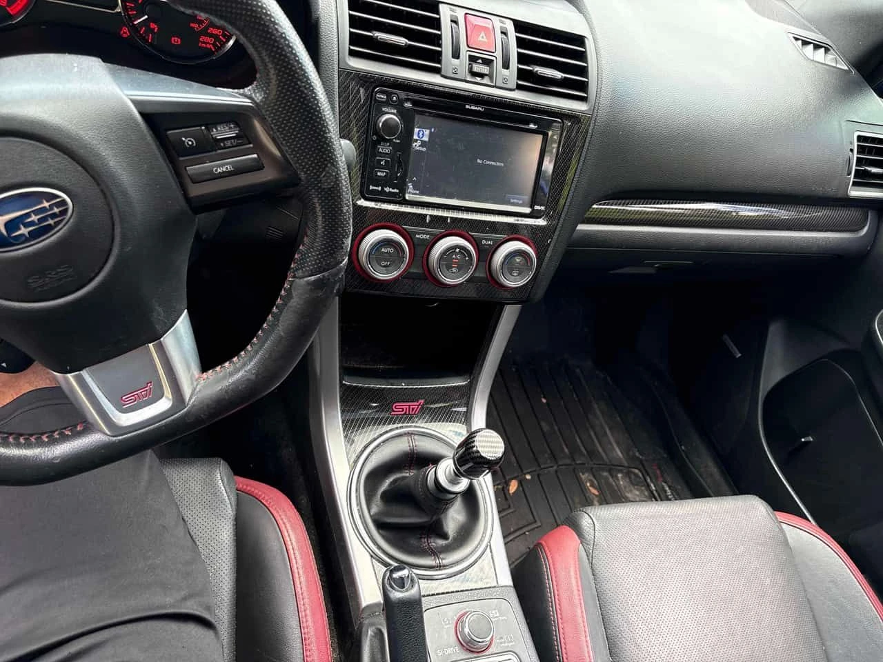Subaru WRX * 4dr Sdn STI Man w/Sport tech Pkg * CARFAX * , снимка 9 - Автомобили и джипове - 55662892