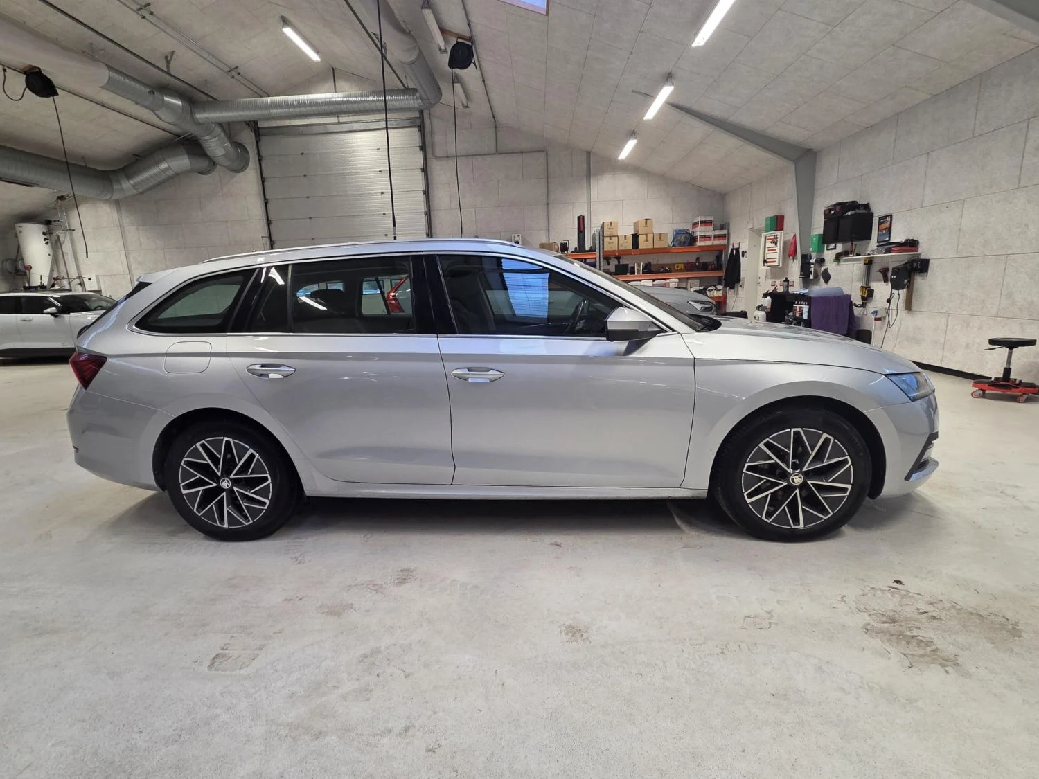 Skoda Octavia НЕТТО, снимка 3 - Автомобили и джипове - 56714914
