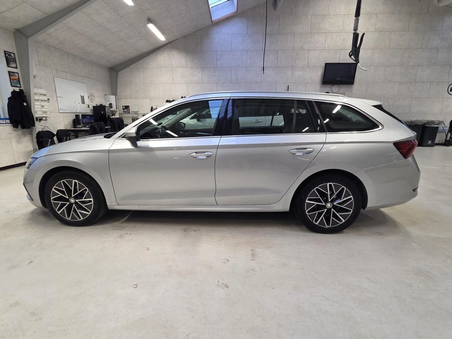 Skoda Octavia НЕТТО, снимка 7 - Автомобили и джипове - 56714914