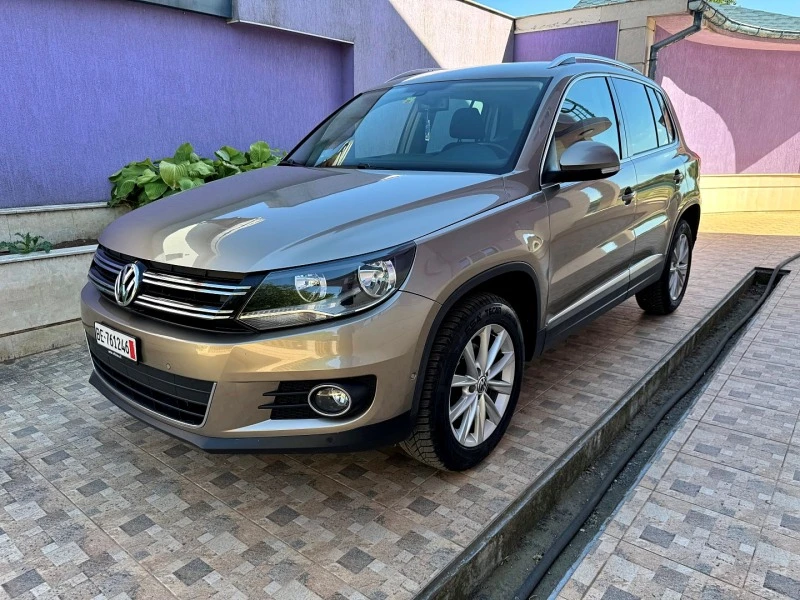 VW Tiguan 2.0TSI* 4Motion* Швейцария, снимка 1 - Автомобили и джипове - 46535923