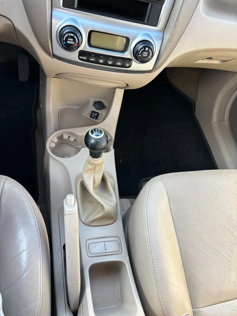 Kia Sportage С ГАЗ, снимка 5 - Автомобили и джипове - 52972297