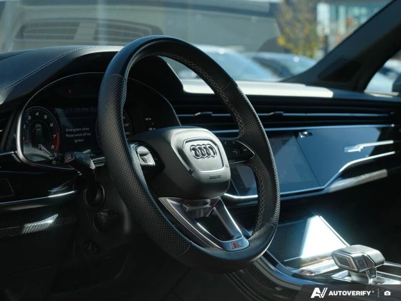 Audi SQ7  С РЕГИСТРАЦИЯ & АВТО КРЕДИТ , снимка 7 - Автомобили и джипове - 53257034