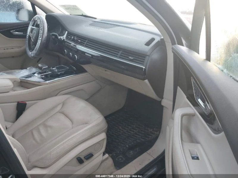 Audi Q7 TECHNIK, снимка 9 - Автомобили и джипове - 53385782