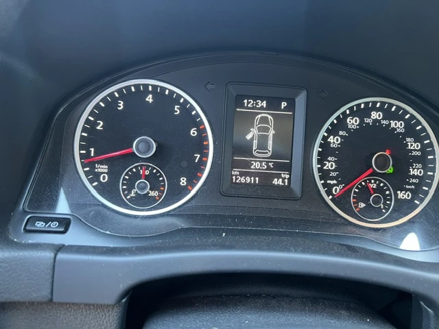 VW Tiguan, снимка 3 - Автомобили и джипове - 56012298