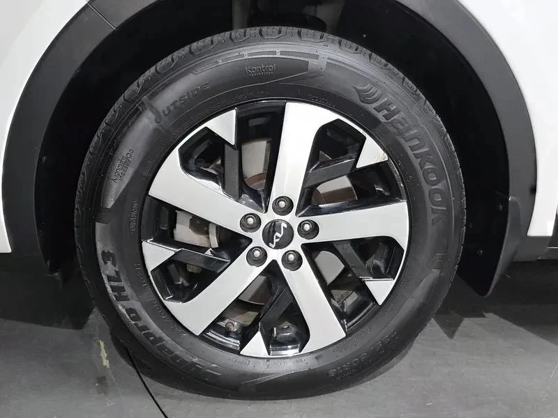 Kia Sorento, снимка 5 - Автомобили и джипове - 56690827