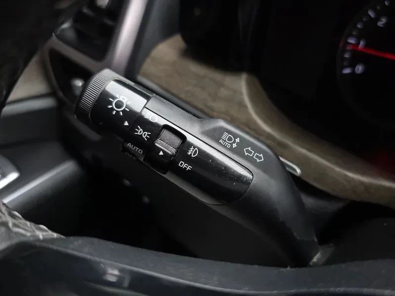 Kia Sorento, снимка 15 - Автомобили и джипове - 56690827