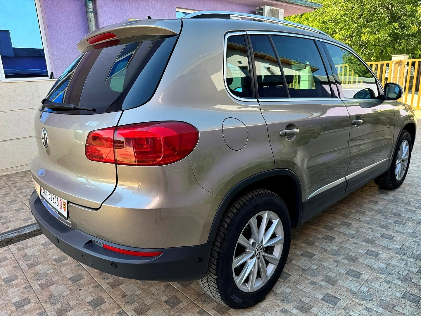 VW Tiguan 2.0TSI* 4Motion* Швейцария - изображение 4