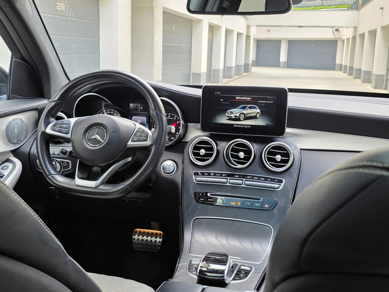 Mercedes-Benz GLC 43 AMG Mercedes GLC43 AMG Designo* 3xTV* 360* BURM* ASSIS | Mobile.bg   12