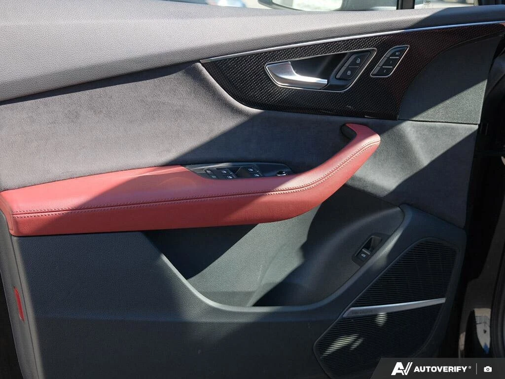 Audi SQ7  С РЕГИСТРАЦИЯ & АВТО КРЕДИТ  - изображение 10