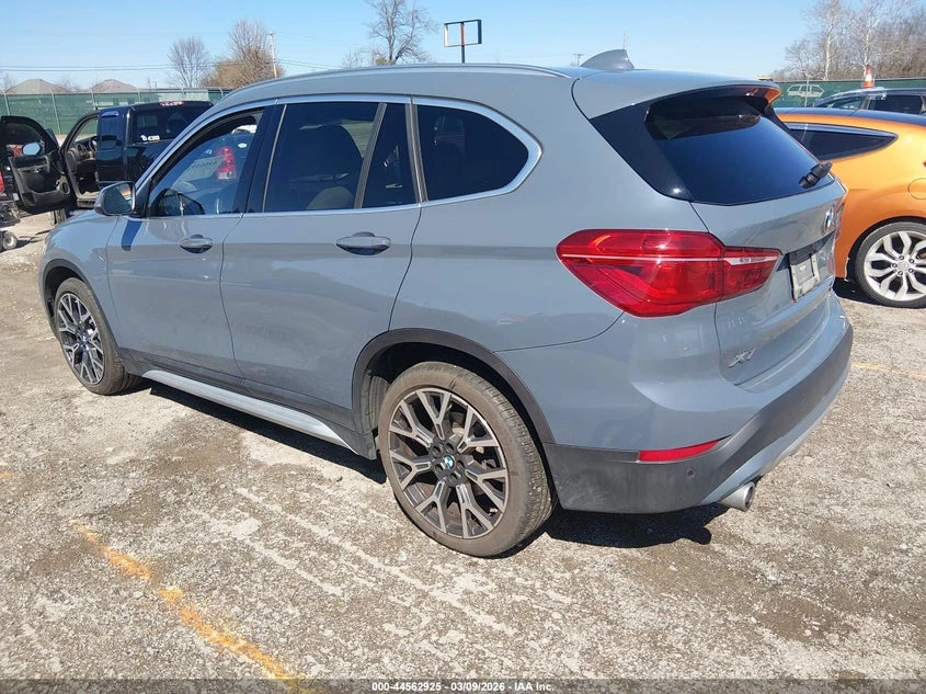 BMW X1 2.0l xDrive28I, снимка 3 - Автомобили и джипове - 54047383