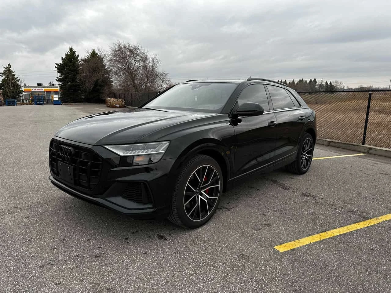 Audi SQ8 * ДИСТРОНИК* 360КАМЕРА* ПАНОРАМА* ПЕРФЕКТНО СЪСТОЯ, снимка 2 - Автомобили и джипове - 54213886