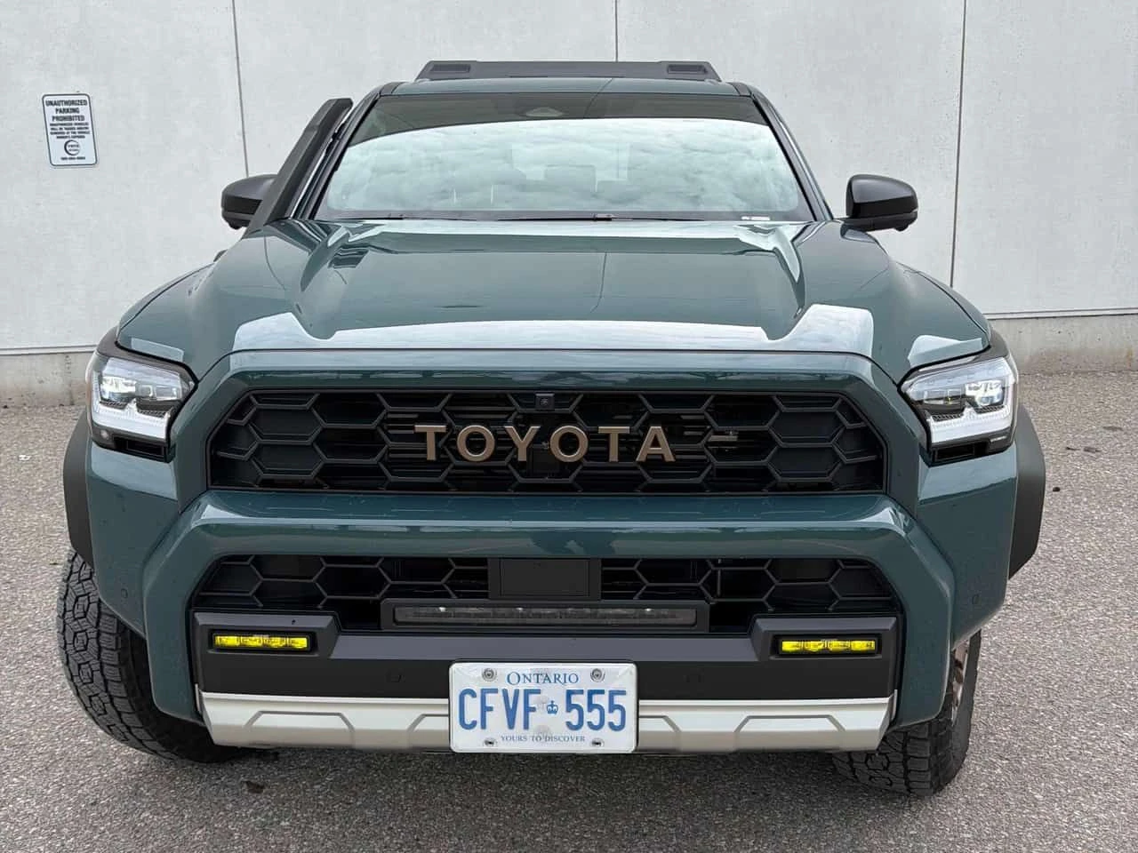 Toyota 4runner | Trailhunter | CARFAX | DISTRONIC | 360 | , снимка 6 - Автомобили и джипове - 54652535