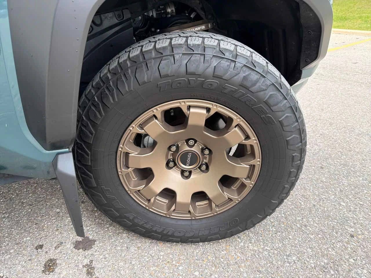 Toyota 4runner | Trailhunter | CARFAX | DISTRONIC | 360 | , снимка 7 - Автомобили и джипове - 54652535