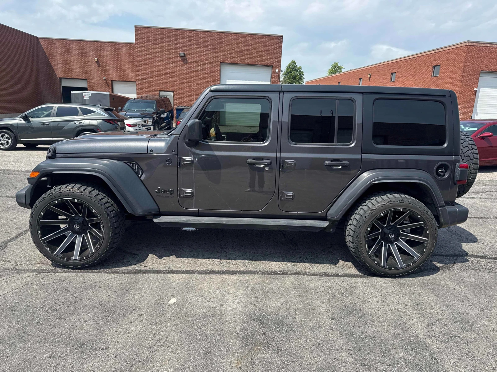 Jeep Wrangler Unlimited Sport Altitude / 4WD, 3.6L V6 /, снимка 6 - Автомобили и джипове - 54883733