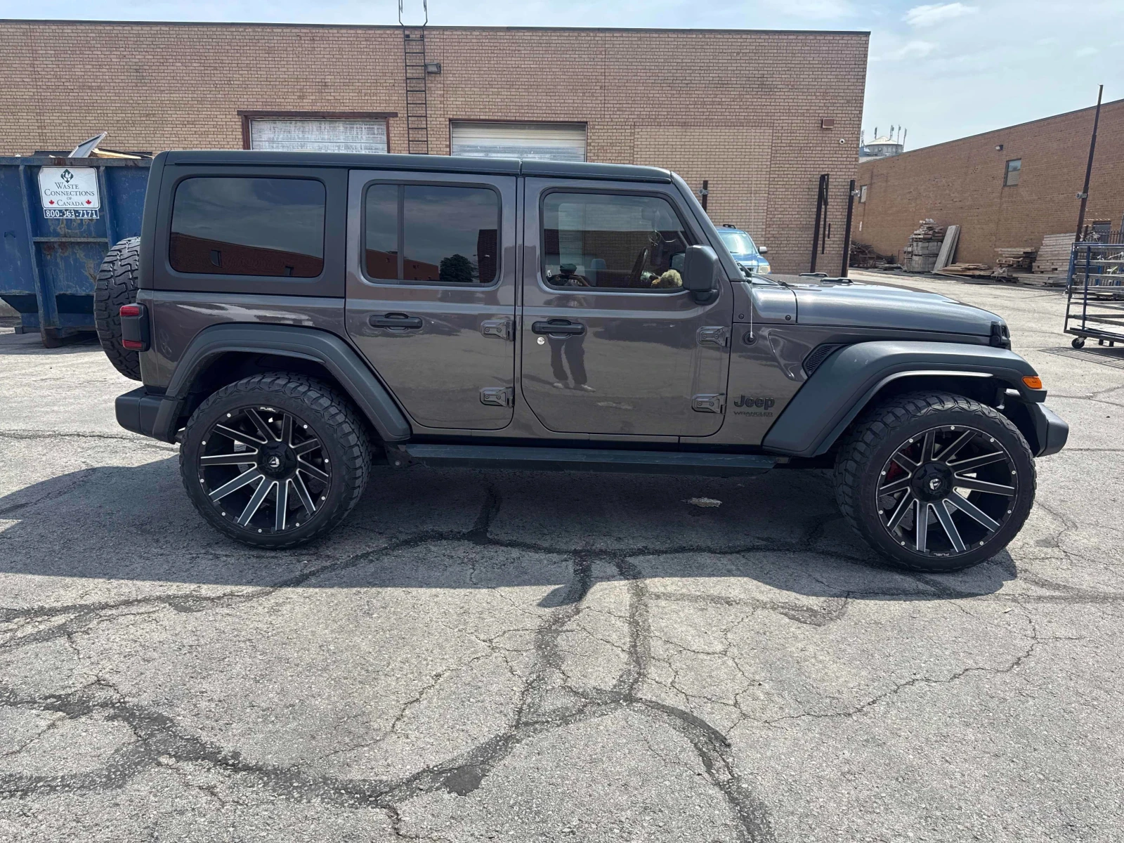 Jeep Wrangler Unlimited Sport Altitude / 4WD, 3.6L V6 /, снимка 5 - Автомобили и джипове - 54883733