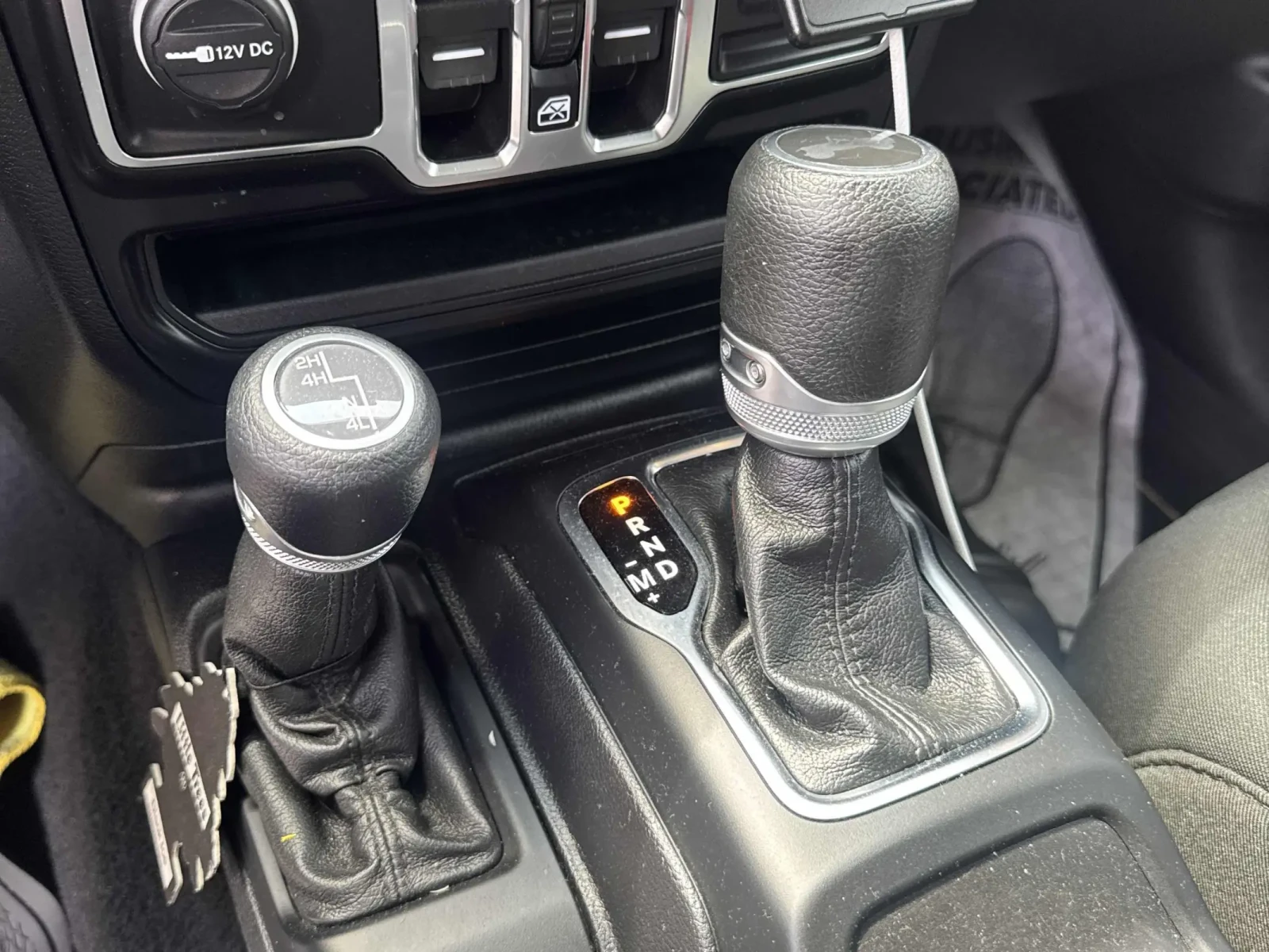 Jeep Wrangler Unlimited Sport Altitude / 4WD, 3.6L V6 /, снимка 11 - Автомобили и джипове - 54883733