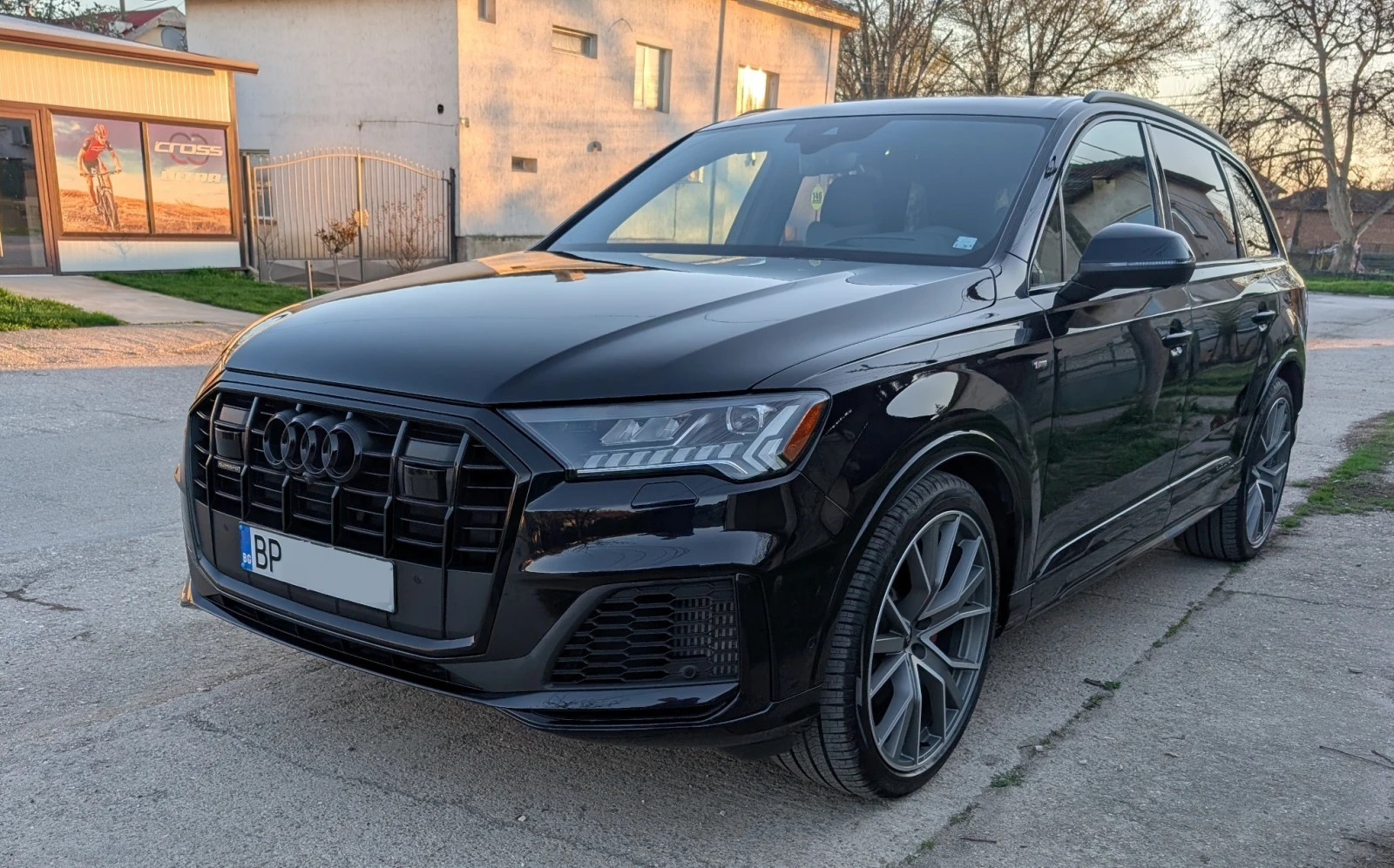 Audi Q7 55TFSI, S-LINE, 360, B&O, MATRIX