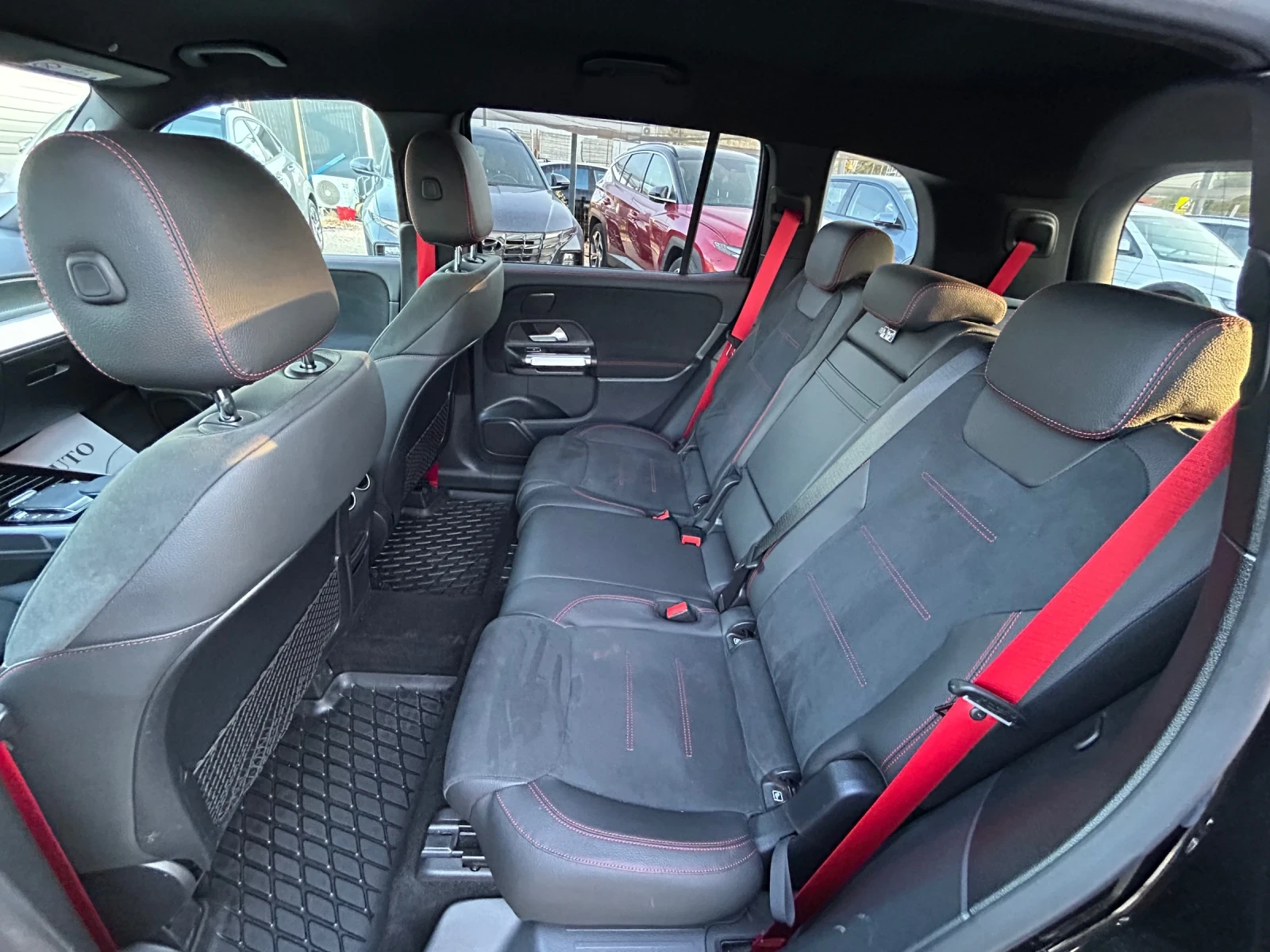 Mercedes-Benz GLB35AMG 4Matic* 6+ 1* ГАРАНЦИЯ ДО 11.2027* , снимка 15 - Автомобили и джипове - 55706591