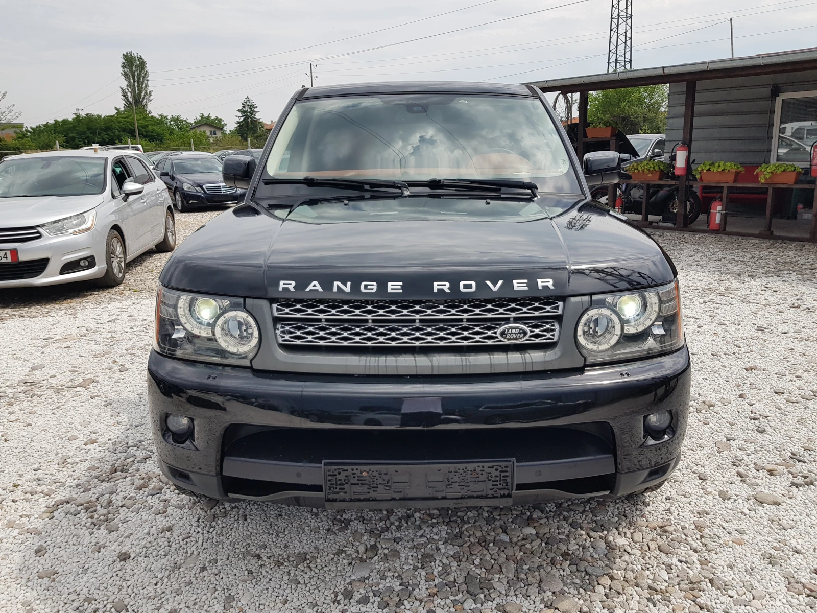 Land Rover Range Rover Sport FACELIFT 3.0 D-245 к.с. ЛИЗИНГ, снимка 2 - Автомобили и джипове - 55816071
