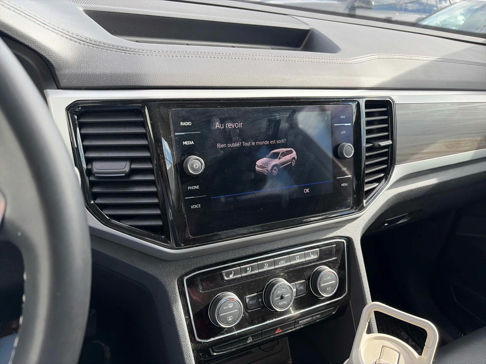 VW Atlas * Highline * ОБДУХВАНЕ* 360КАМЕРИ* , снимка 9 - Автомобили и джипове - 56076215