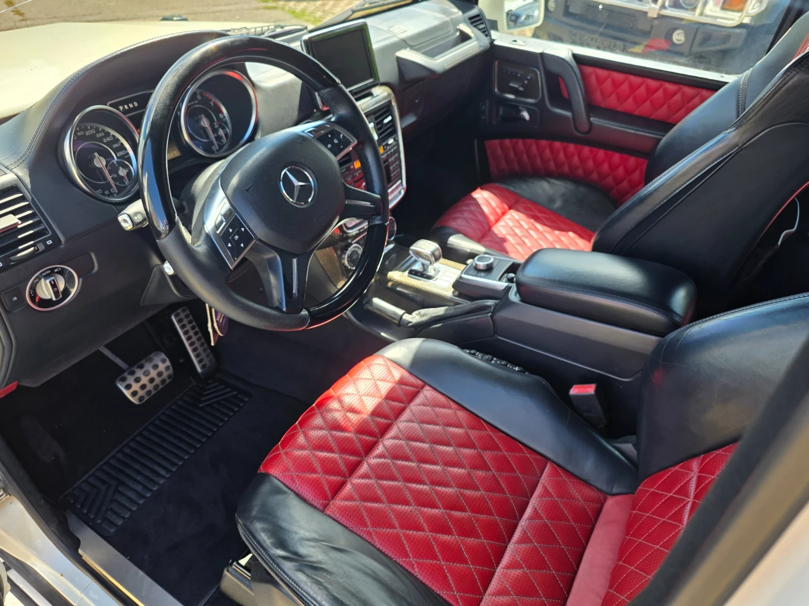 Mercedes-Benz G 63 AMG FULL БАРТЕР ЛИЗИНГ, снимка 9 - Автомобили и джипове - 56266318