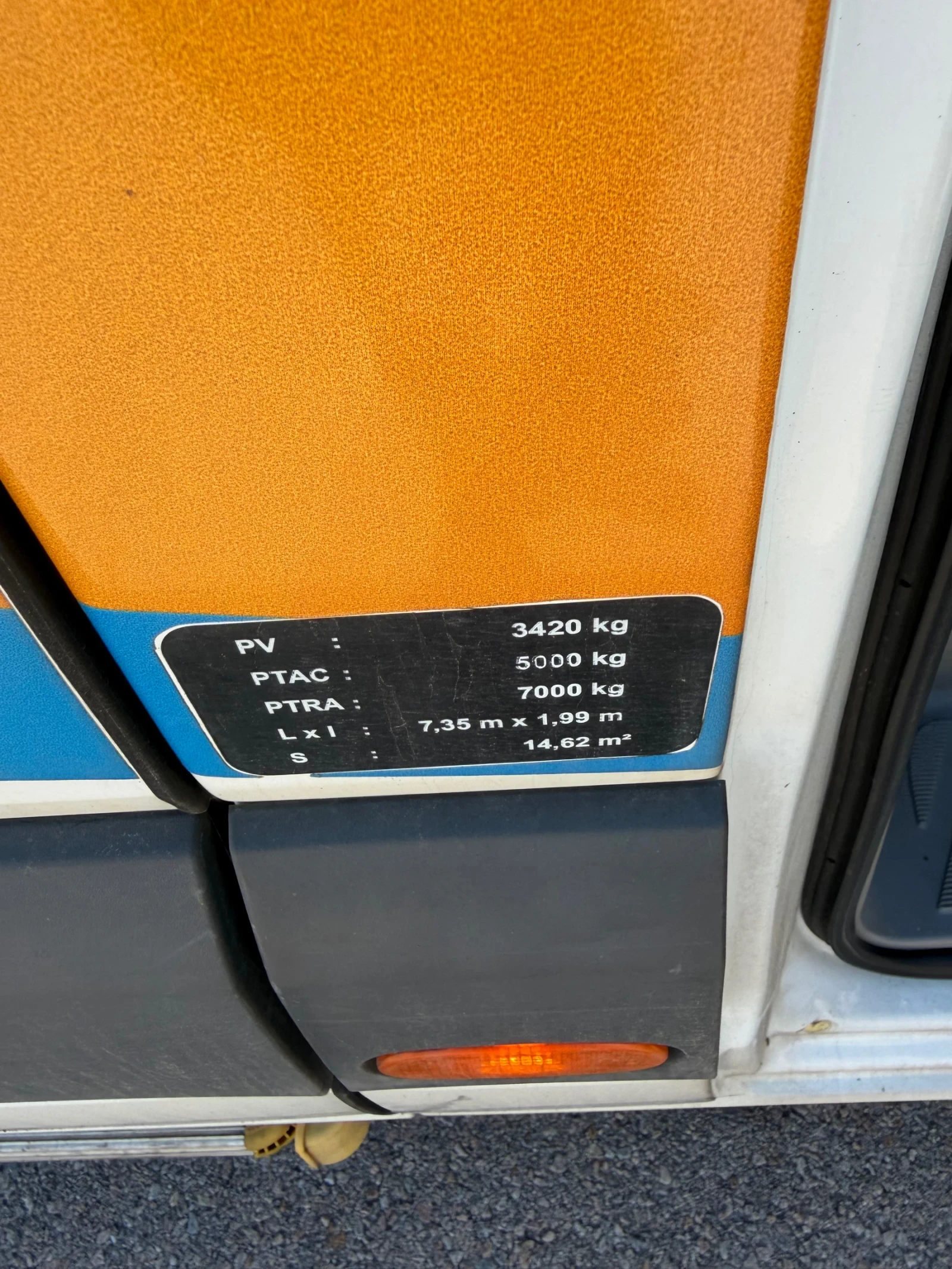 Mercedes-Benz Sprinter 516 transfer двойна klima Автоматична врата, снимка 14 - Бусове и автобуси - 54742500