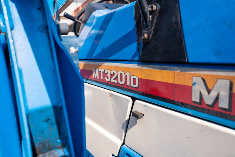 Трактор Mitsubishi MT3201D FL, снимка 2 - Селскостопанска техника - 46393717
