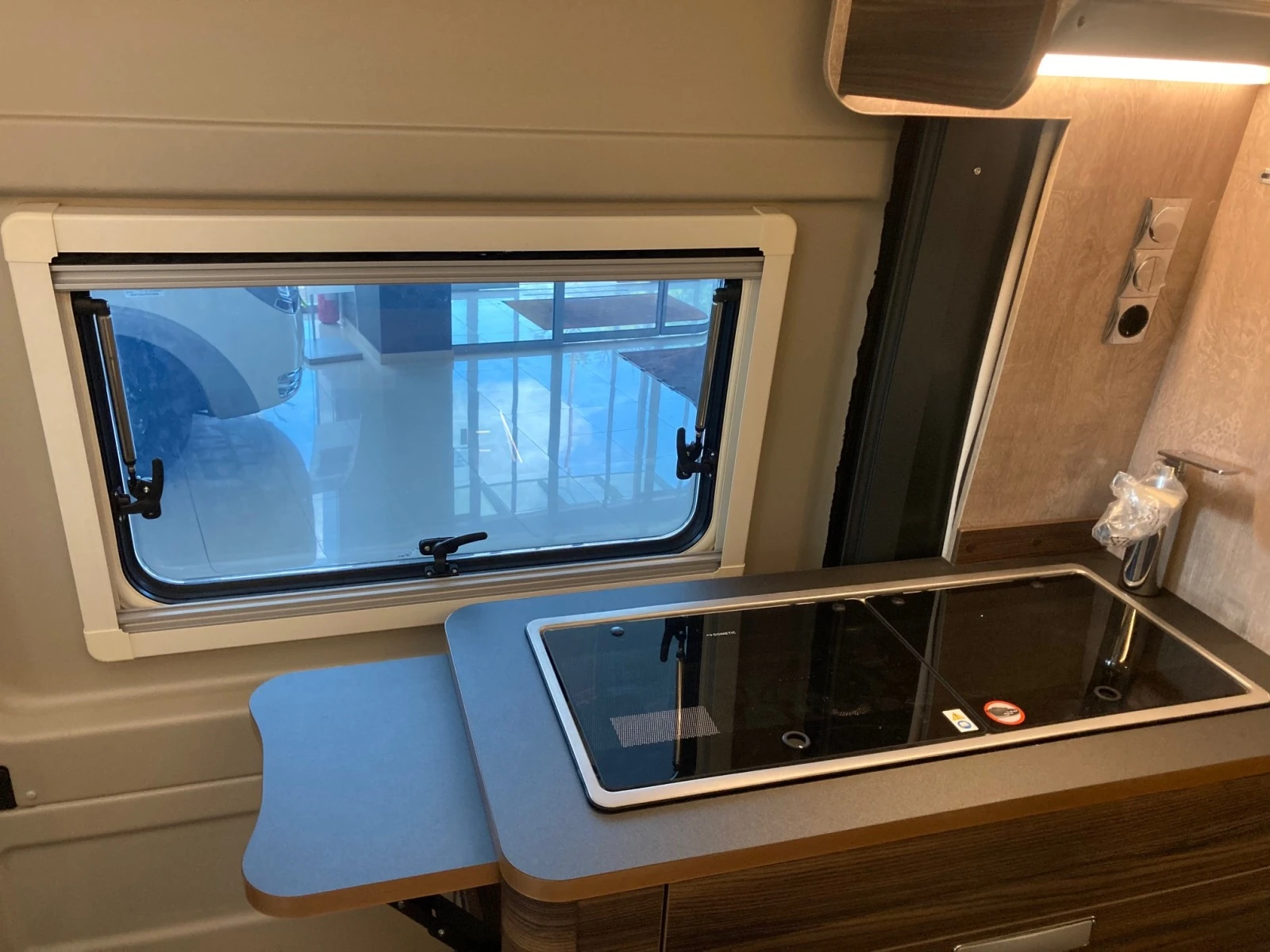  Laika ECOVIP 600  | Mobile.bg   14