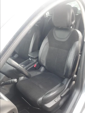 Citroen C4 2.0 HDI Exclusive, снимка 9