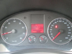 VW Golf 1.6I-102kc-НОВА-Сервизна история!!, снимка 11