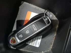 Porsche 911 * CARRERA 4 GTS * CARFAX * 20к км * , снимка 11