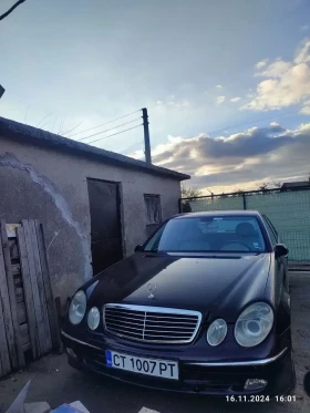  Mercedes-Benz E 270