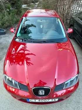 Seat Ibiza Фейслифт | 1.4 MPI | 65.000 км | 2 чифта гуми, снимка 3