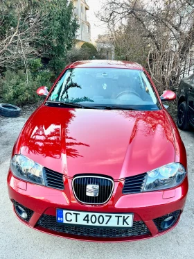 Seat Ibiza Фейслифт | 1.4 MPI | 65.000 км | 2 чифта гуми, снимка 6