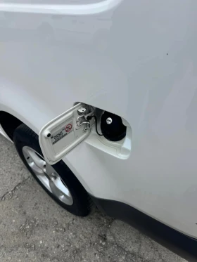 VW Caddy 1.6d 105к.с - 12500 лв. - 84573700 7