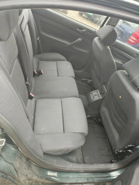 Skoda Superb 2.0 TDi 140 k c. Klimatik - 3999 лв. - 64697207 13