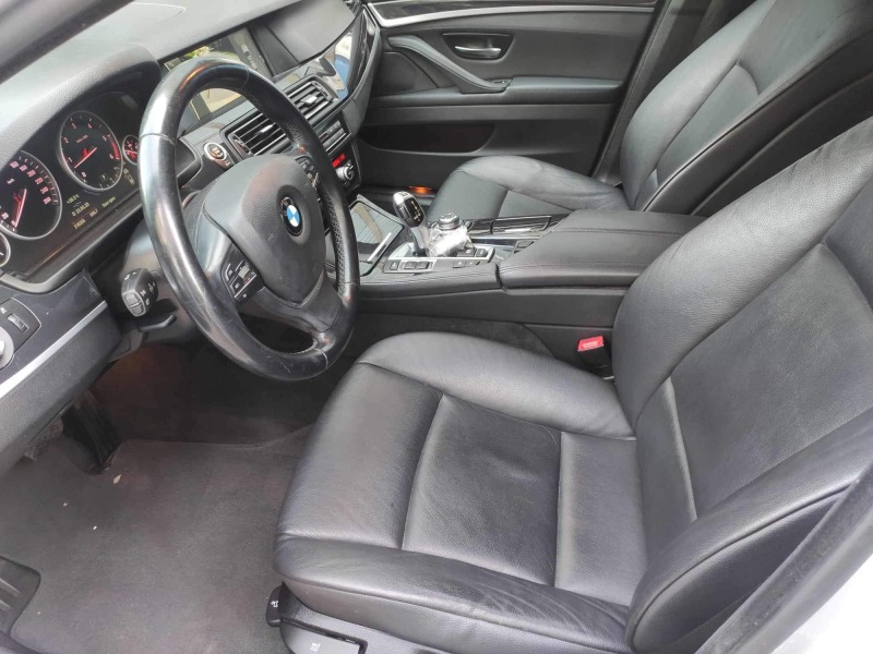 BMW 530 xDrive, снимка 15 - Автомобили и джипове - 45935185