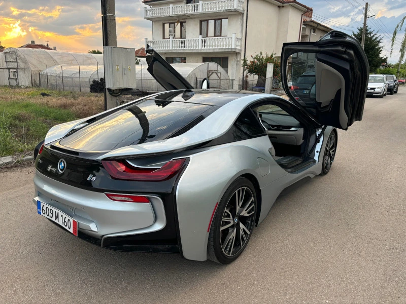 BMW i8 Нов внос от Флорида, снимка 13 - Автомобили и джипове - 48030607