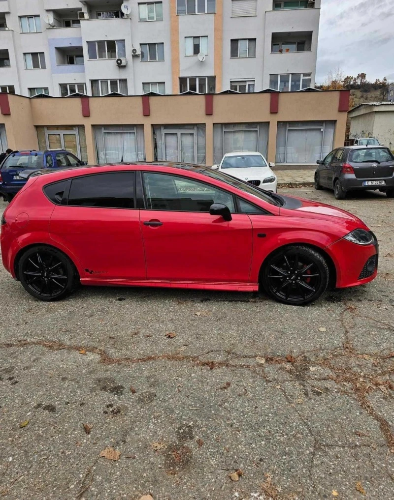 Seat Leon, снимка 5 - Автомобили и джипове - 46664114