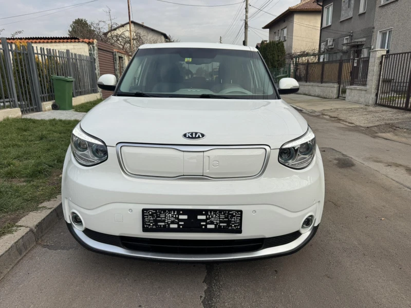 Kia Soul EV 30.5kWh, снимка 2 - Автомобили и джипове - 48168235