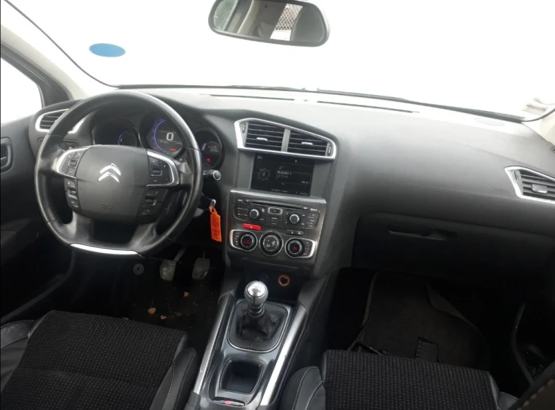 Citroen C4 2.0 HDI EKSKLUZIV, снимка 11 - Автомобили и джипове - 48340621