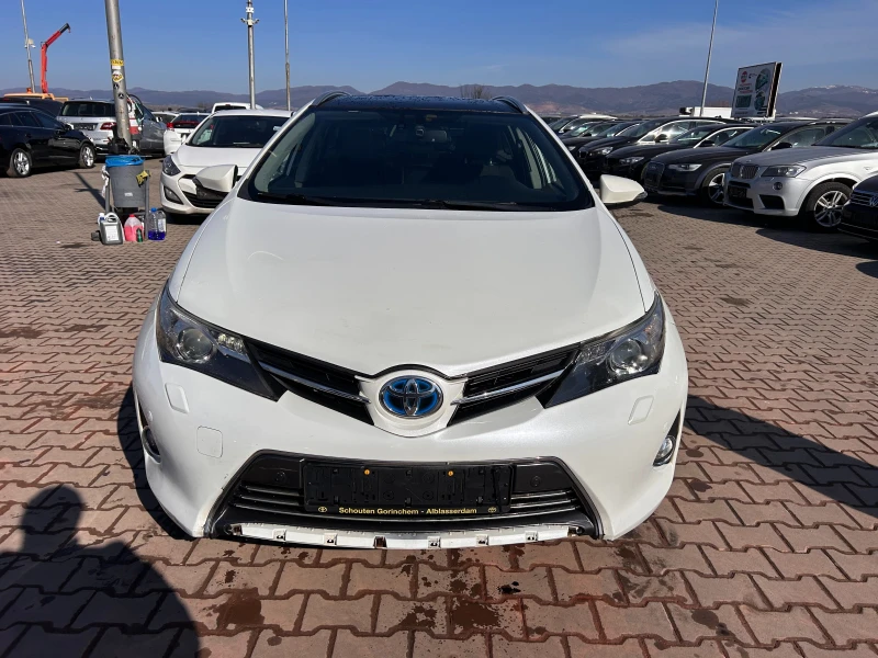 Toyota Auris 1.8HYBRID AVTOMAT/NAVI/KAMERA/KOJA , снимка 3 - Автомобили и джипове - 49103492